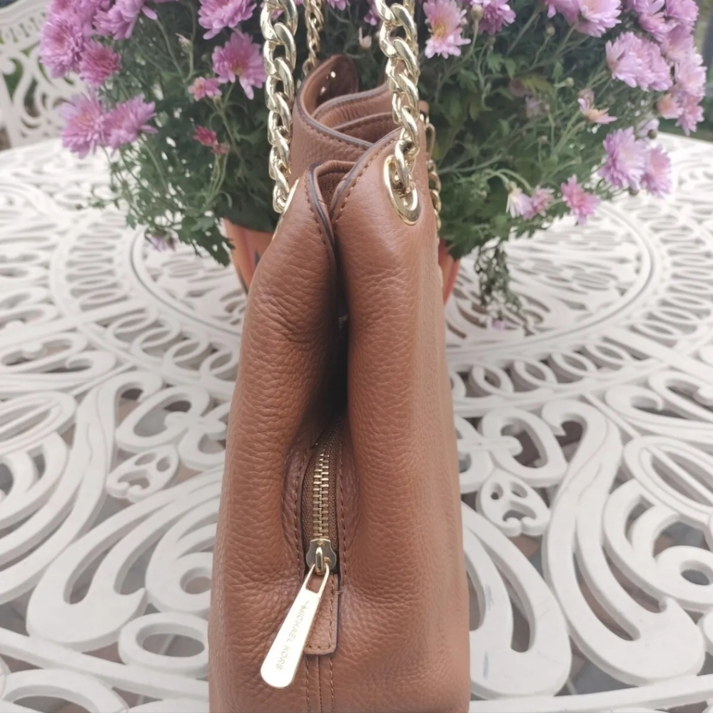Michael Kors Handbag - Picture 4 of 12